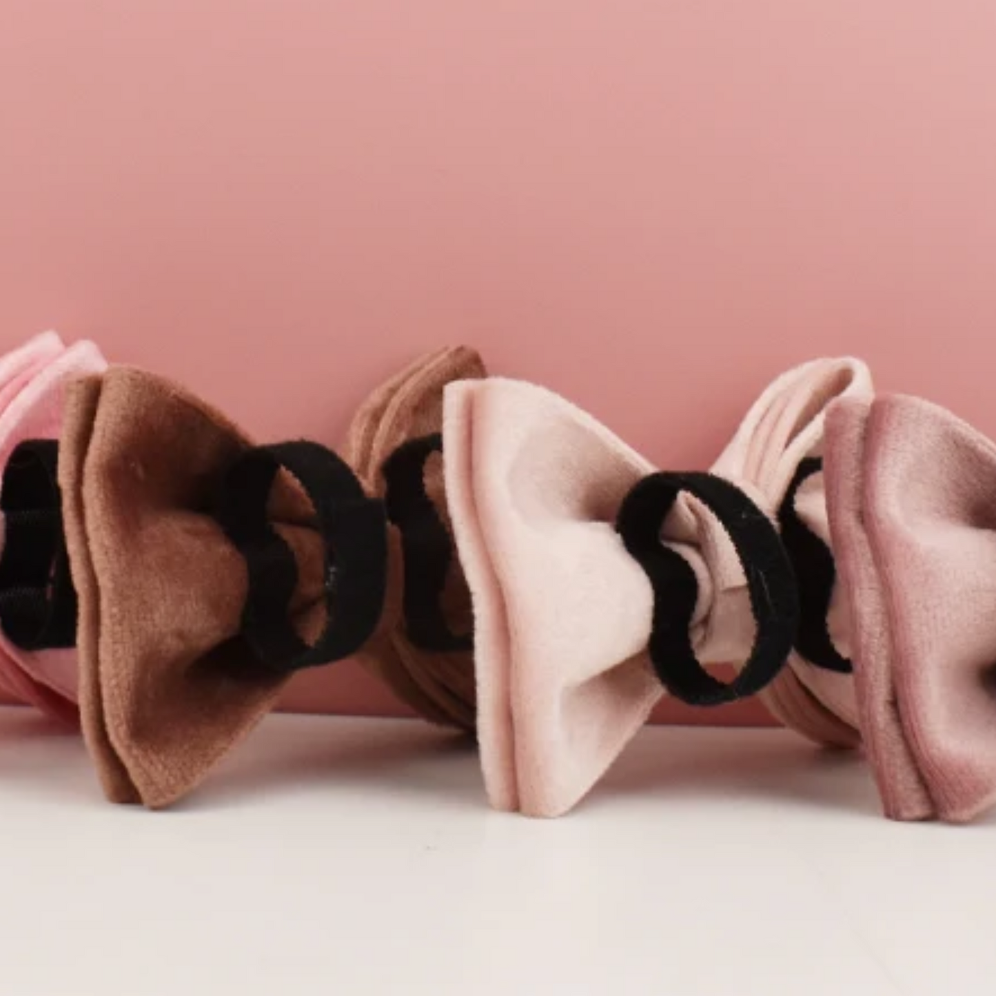 Collar Velvet Personalizable para Perros y Gatos – Con Lazo Opcional Desmontable
